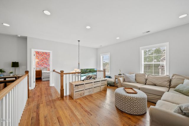 5020 Fanyon Way, Raleigh, NC 27612
