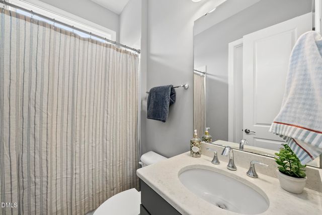 5020 Fanyon Way, Raleigh, NC 27612