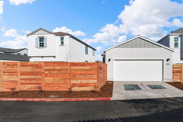 6517 Starburst Way, Sacramento, CA 95823