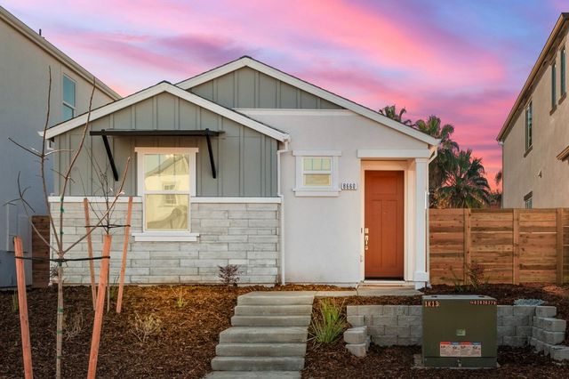 6517 Starburst Way, Sacramento, CA 95823