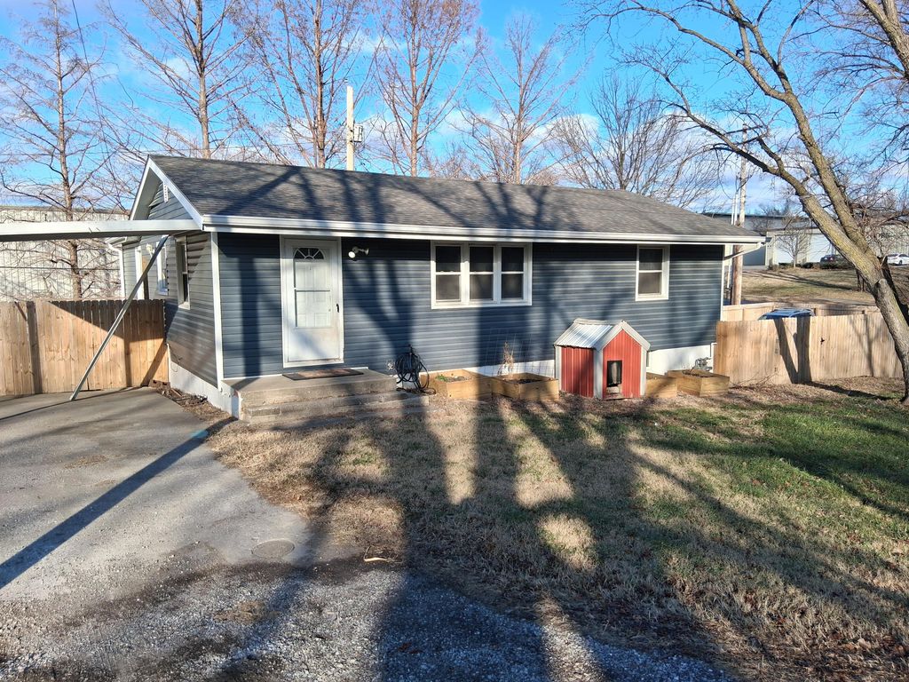 1905 HERIFORD RD, Columbia, MO 65202