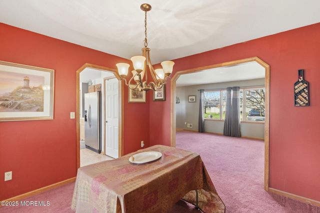 1553 Windward Avenue, Beachwood, NJ 08722