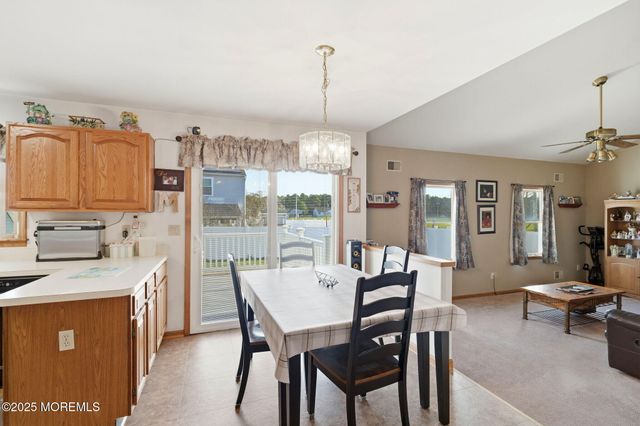 1553 Windward Avenue, Beachwood, NJ 08722