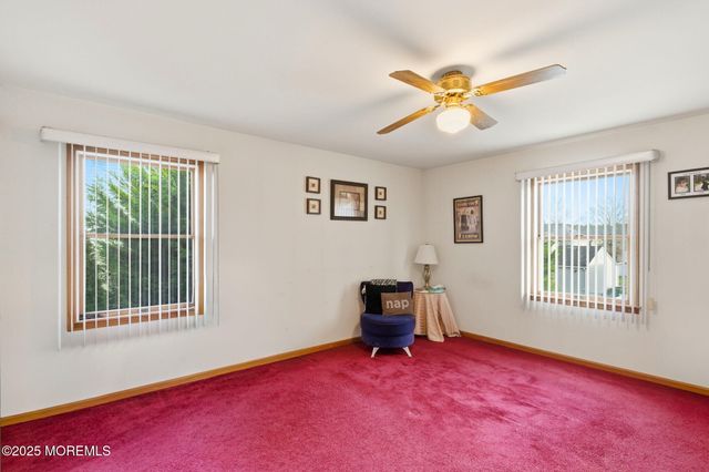 1553 Windward Avenue, Beachwood, NJ 08722