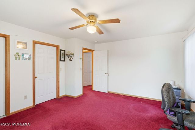 1553 Windward Avenue, Beachwood, NJ 08722