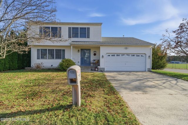 1553 Windward Avenue, Beachwood, NJ 08722