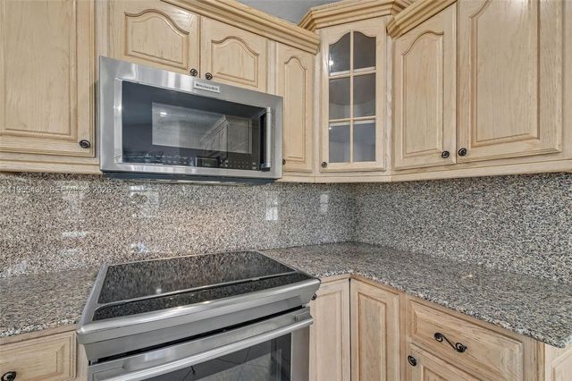 5936 SW 29th St, Miami, FL 33155