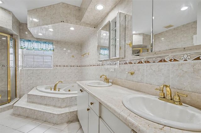 5936 SW 29th St, Miami, FL 33155