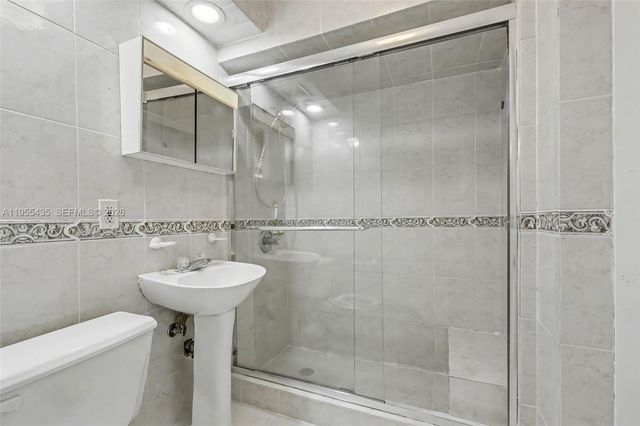 5936 SW 29th St, Miami, FL 33155