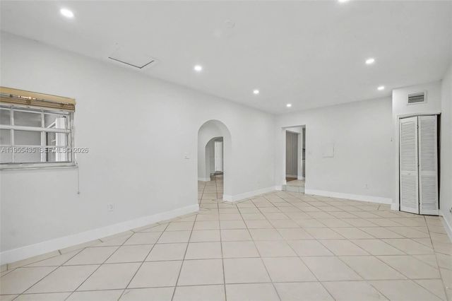 5936 SW 29th St, Miami, FL 33155