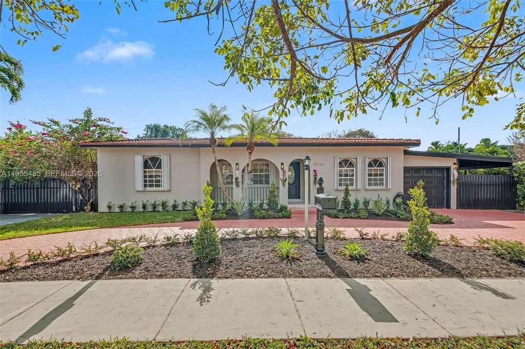 5936 SW 29th St, Miami, FL 33155