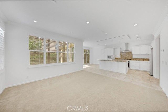 126 Gulfstream, Irvine, CA 92620