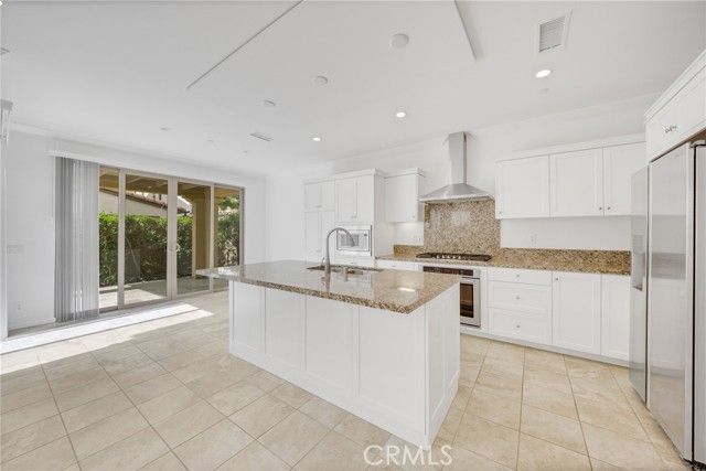 126 Gulfstream, Irvine, CA 92620