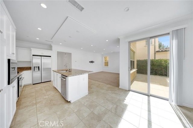 126 Gulfstream, Irvine, CA 92620