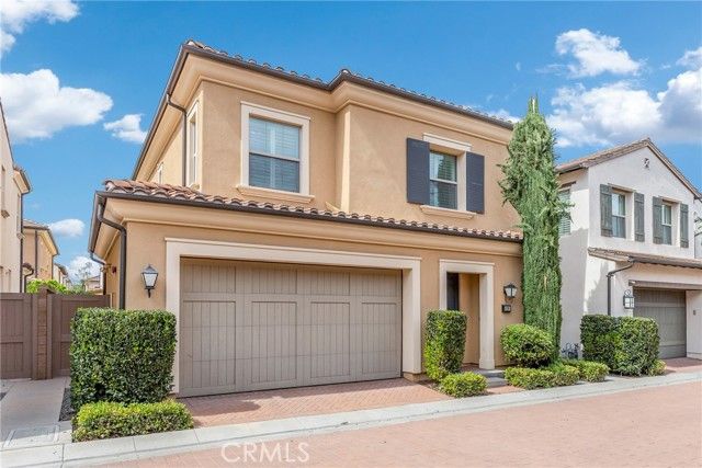 126 Gulfstream, Irvine, CA 92620