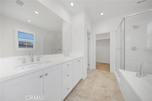 126 Gulfstream, Irvine, CA 92620