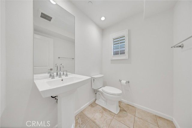 126 Gulfstream, Irvine, CA 92620