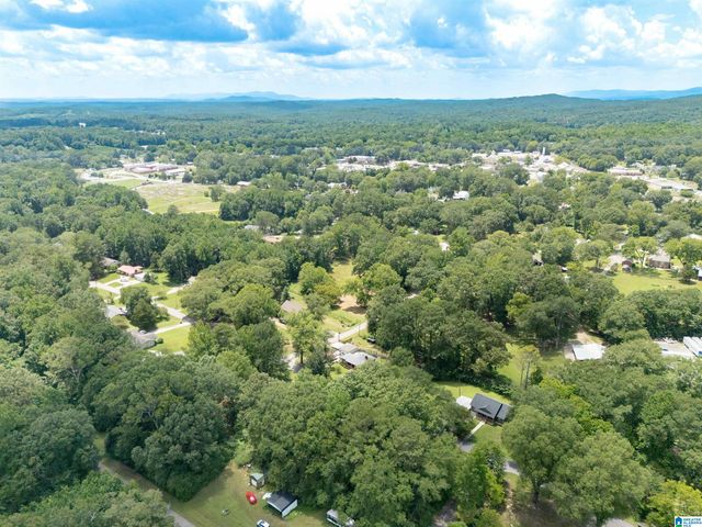 227 BENNETT STREET, Heflin, AL 36264