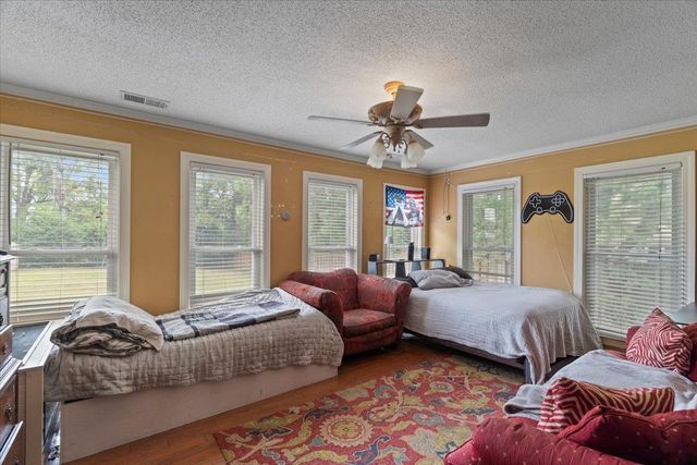 4760 HALLBROOK DR, Millington, TN 38053