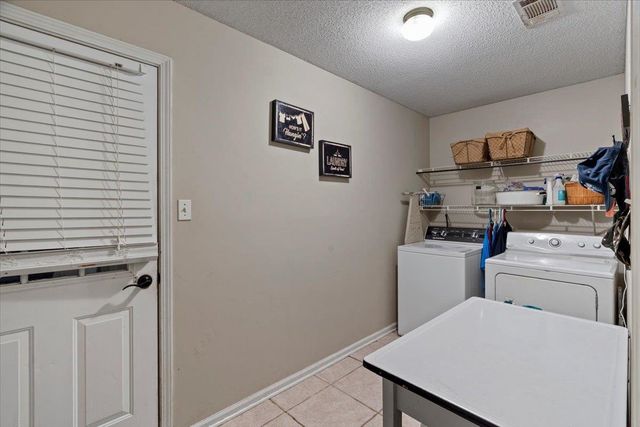 4760 HALLBROOK DR, Millington, TN 38053