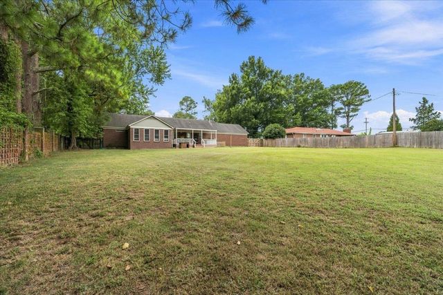 4760 HALLBROOK DR, Millington, TN 38053