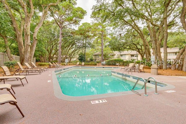 43 Folly Field Rd Apt 63, Hilton Head Island, SC 29928