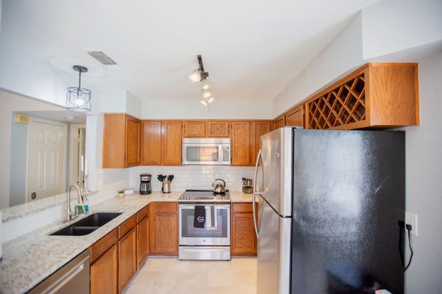 7428 Arbor Hill Drive, Fort Worth, TX 76120