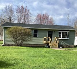 240-242 Engles Road 240, Oswego, NY 13126