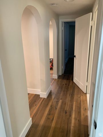 77 N MAIN ST, Pleasant Grove, UT 84062