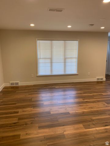 77 N MAIN ST, Pleasant Grove, UT 84062