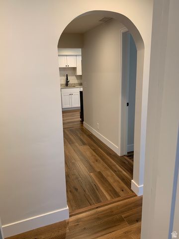 77 N MAIN ST, Pleasant Grove, UT 84062