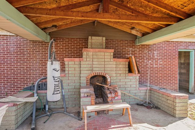 77 N MAIN ST, Pleasant Grove, UT 84062