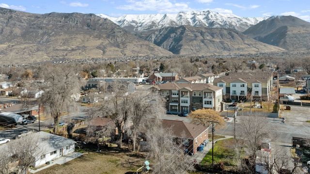 77 N MAIN ST, Pleasant Grove, UT 84062