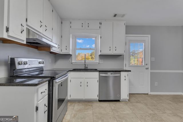 1583 Old Highway 85, Senoia, GA 30276