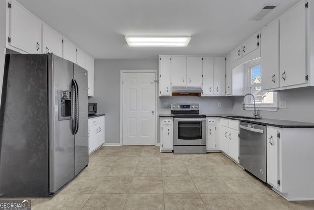 1583 Old Highway 85, Senoia, GA 30276