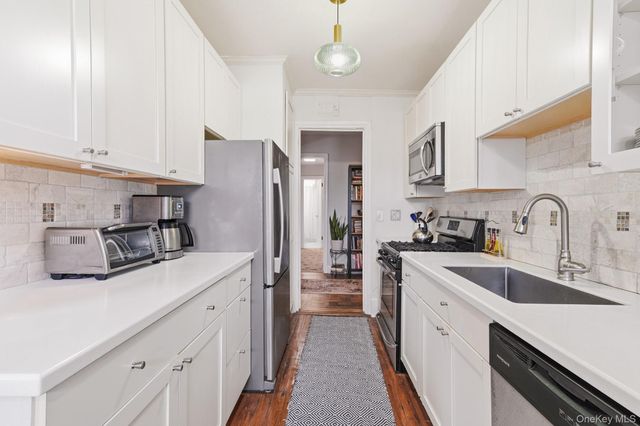 300 S Broadway 2D, Tarrytown, NY 10591