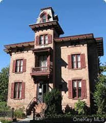 300 S Broadway 2D, Tarrytown, NY 10591