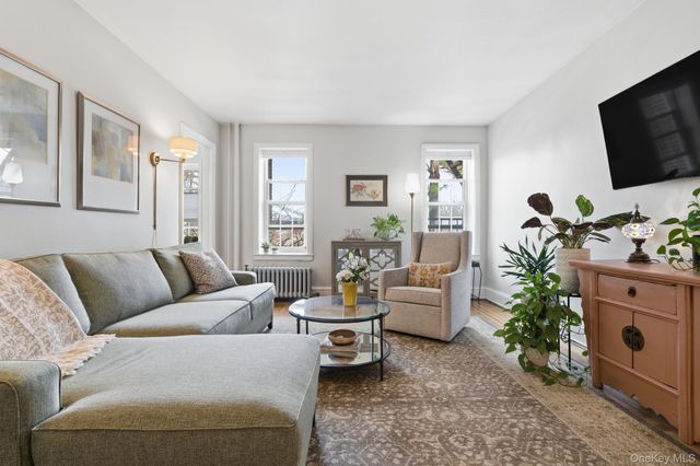 300 S Broadway 2D, Tarrytown, NY 10591