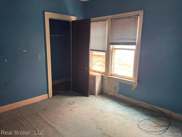 3002 Lawrence Street, Detroit, MI 48206