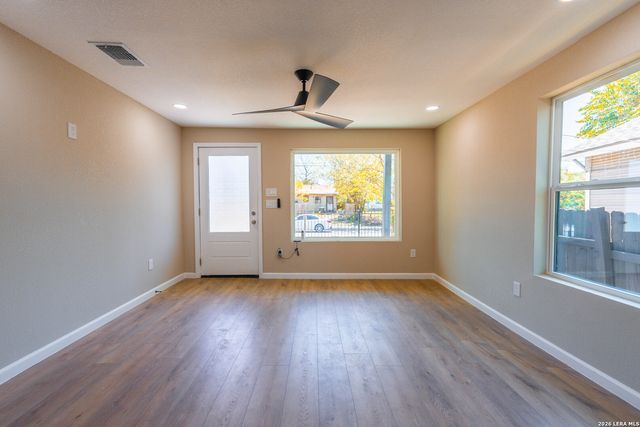 1843 Dawson, San Antonio, TX 78202