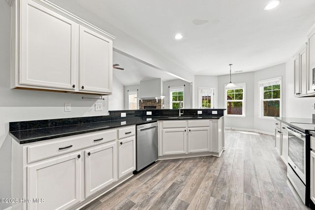 304 Plymouth Lane, Holly Ridge, NC 28445