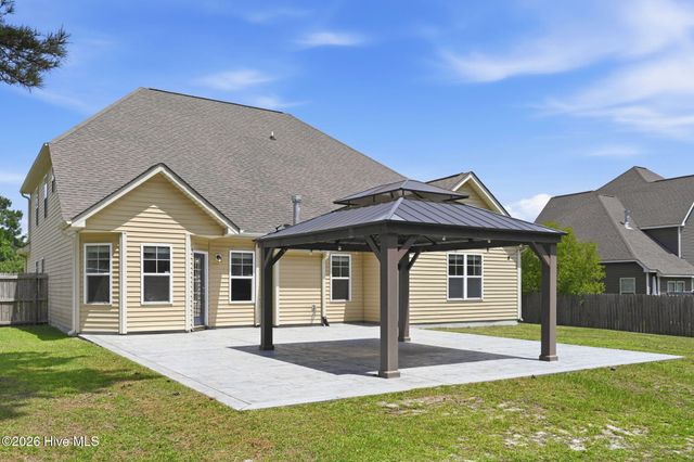 304 Plymouth Lane, Holly Ridge, NC 28445