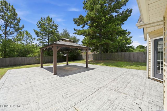 304 Plymouth Lane, Holly Ridge, NC 28445