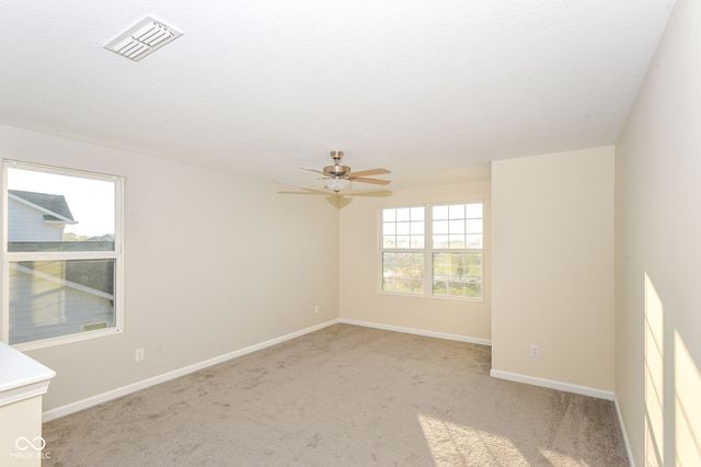 15309 Eastpark Circle W, Fishers, IN 46037