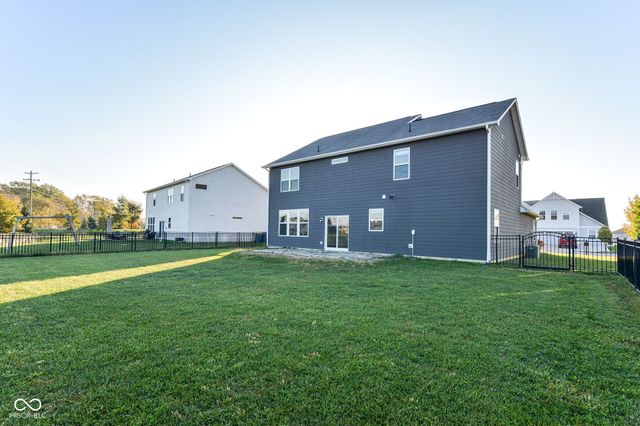 15309 Eastpark Circle W, Fishers, IN 46037