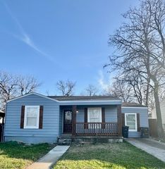 516 E Pafford Street, Fort Worth, TX 76110