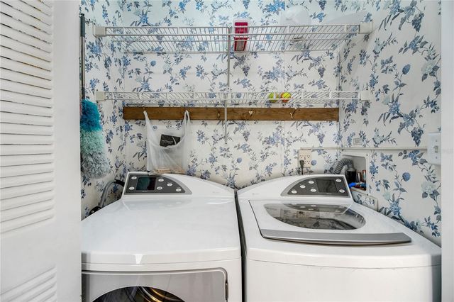 5229 HARTFORD LANE, Wildwood, FL 34785