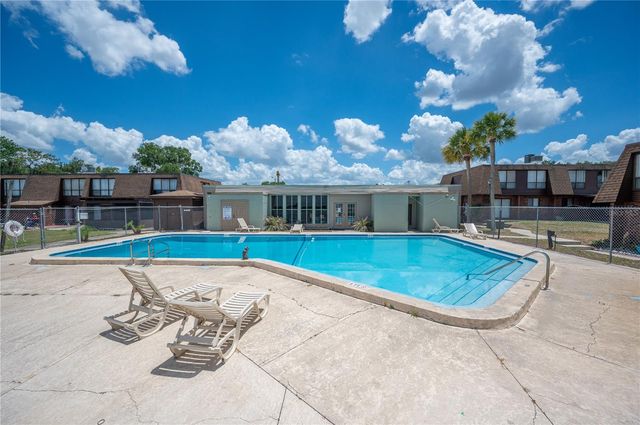 1836 N CRYSTAL LAKE DRIVE 68, Lakeland, FL 33801