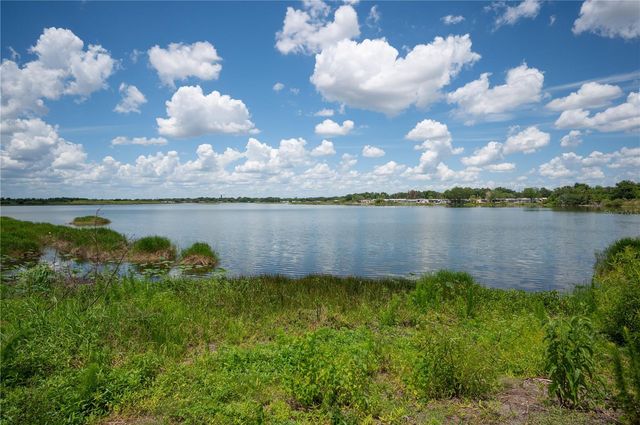 1836 N CRYSTAL LAKE DRIVE 68, Lakeland, FL 33801