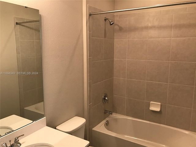 2121 Preston Lane, Kissimmee, FL 34746